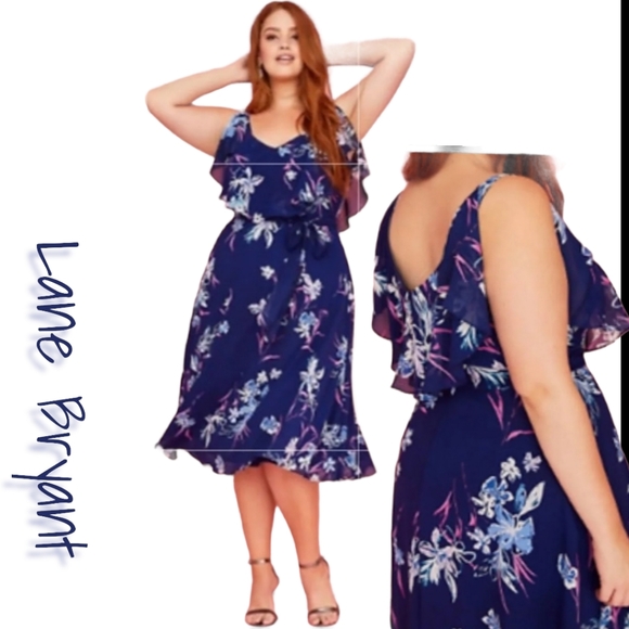 Lane Bryant Dresses & Skirts - Lane Bryant Blue Floral Flutter Sleeve Midi - 24